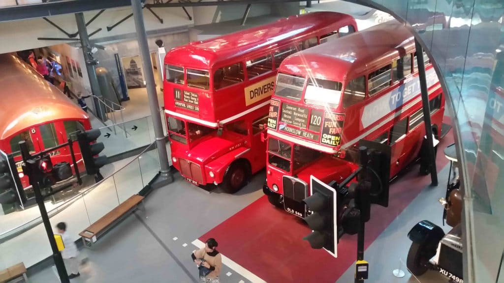 Museo del transporte Londres vehículos históricos